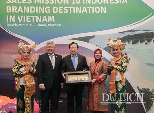 Tăng cường hợp tác du lịch giữa Việt Nam và đảo Bali, Indonesia - ảnh 1