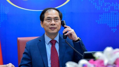 Bộ trưởng Ngoại giao Lào, Campuchia và Indonesia điện đàm chúc mừng Bộ trưởng Ngoại giao Bùi Thanh Sơn - ảnh 1