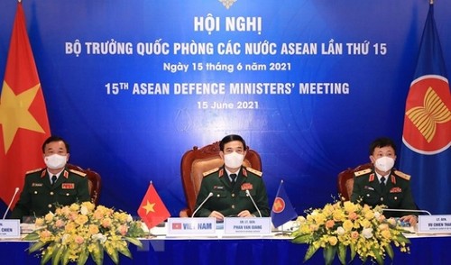 Hội nghị trực tuyến Bộ trưởng Quốc phòng các nước ASEAN lần thứ 15 - ảnh 1