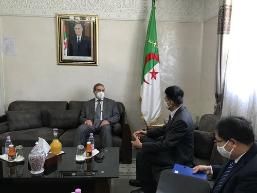 Đại sứ quán Việt Nam tại Algieria thúc đẩy hợp tác kinh tế, thương mại tại tỉnh Constantine - ảnh 1