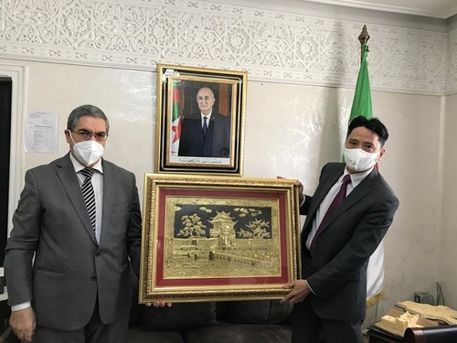 Đại sứ quán Việt Nam tại Algieria thúc đẩy hợp tác kinh tế, thương mại tại tỉnh Constantine - ảnh 2