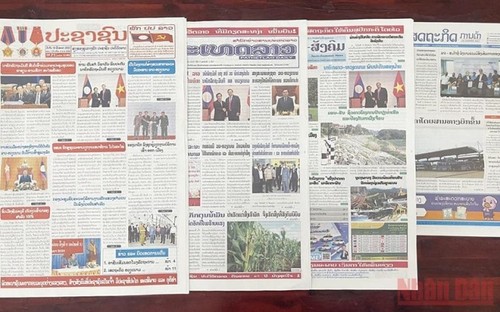 Báo chí Lào đưa tin đậm nét về chuyến thăm của Chủ tịch Quốc hội Vương Đình Huệ - ảnh 1