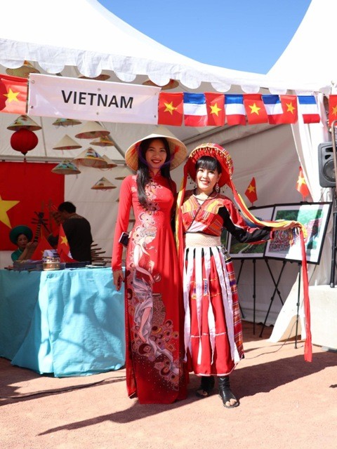 Quảng bá văn hóa Việt Nam tại Lễ hội Lyon ( Pháp) - ảnh 7
