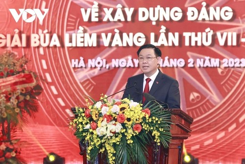 Chủ tịch Quốc hội Vương Đình Huệ: những tác phẩm báo chí  tăng cường bảo vệ nền tảng tư tưởng của Đảng Cộng sản Việt Nam - ảnh 1