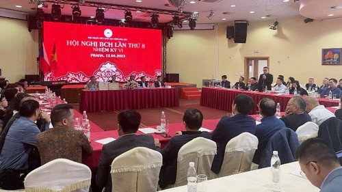 Hội nghị ban chấp hành Hội người Việt Nam tại CH Czech - ảnh 1