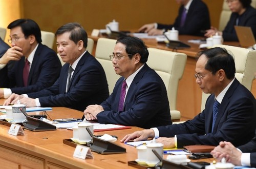Thủ tướng Chính phủ Phạm Minh Chính chủ trì Hội nghị trực tuyến về đầu tư nước ngoài - ảnh 1