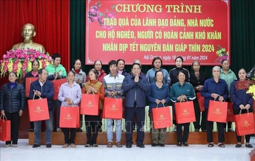 Thủ tướng Phạm Minh Chính thăm, tặng quà người nghèo tỉnh Hải Dương nhân dịp Tết Nguyên đán - ảnh 1