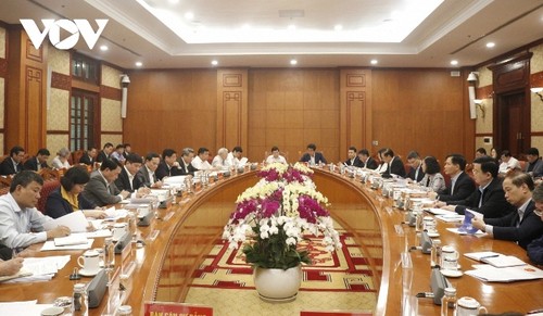 Hội nghị triển khai Chương trình làm việc của Bộ Chính trị, Ban Bí thư năm 2024 - ảnh 1