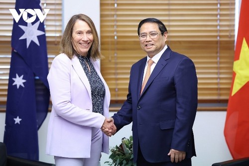 Thủ tướng Phạm Minh Chính hội kiến Chủ tịch Thượng viện Ausralia, tiếp lãnh đạo đảng Tự do - ảnh 1