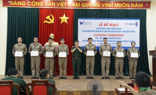 Bế mạc lớp tập huấn thực hiện dự án “Hành động bom mìn vì Làng hòa bình Việt Nam- Hàn Quốc - KVPVP” - ảnh 1