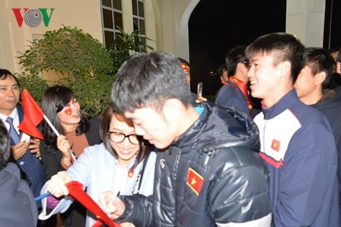 Thủ tướng: Hãy có tinh thần tiến công bền bỉ như đội U23 Việt Nam - ảnh 2