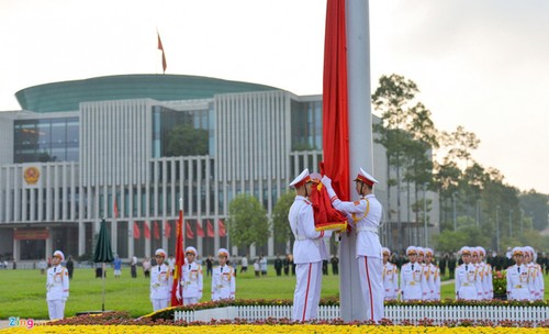 Nghi lễ thượng cờ ngày Quốc khánh 2/9 ở Lăng Chủ tịch Hồ Chí Minh - ảnh 4