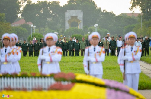 Nghi lễ thượng cờ ngày Quốc khánh 2/9 ở Lăng Chủ tịch Hồ Chí Minh - ảnh 7