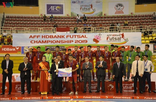 Toàn cảnh lễ trao giải Futsal HDBank vô địch Đông Nam Á 2019 - ảnh 9