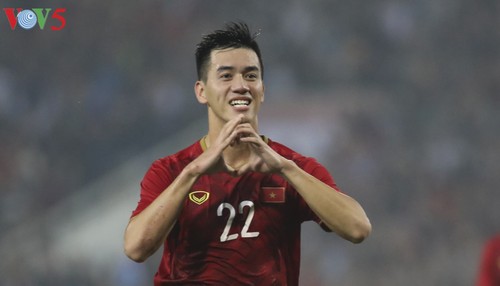 TRỰC TIẾP ĐT Việt Nam 1 - 0 UAE: Tiến Linh xuất thần lập siêu phẩm - ảnh 3
