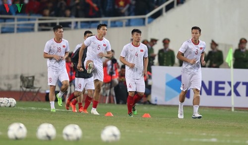 ĐT Việt Nam hòa Thái Lan với tỷ số 0-0 trên sân nhà - ảnh 15