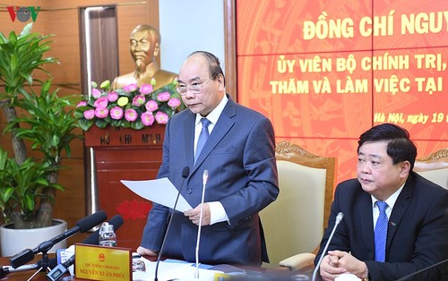 Hình ảnh: Thủ tướng Nguyễn Xuân Phúc thăm và làm việc với VOV - ảnh 13