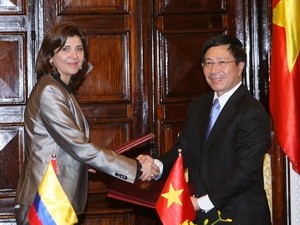 Canciller colombiana visita Vietnam para fomentar la cooperación bilateral - ảnh 2
