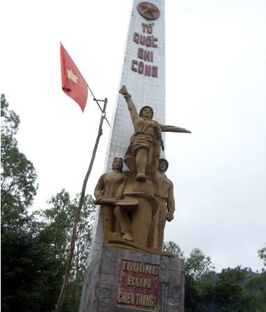 Intercambio “Dirigirse a Quang Tri junto a todo el pueblo” - ảnh 1