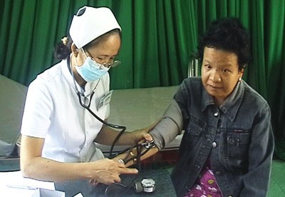 300 víctimas vietnamitas del agente naranja/dioxina han sido desintoxicadas - ảnh 1