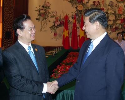 Premier Nguyen Tan Dung se reúne con el vicepresidente chino Xi Jinping - ảnh 1