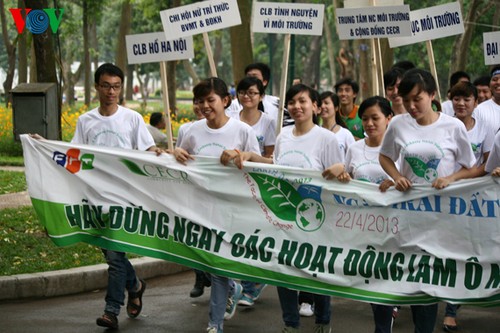 Vietnam responde al Día de la Tierra 2013 - ảnh 1