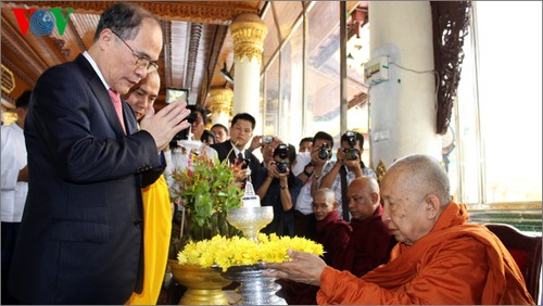 Dirigente del Parlamento vietnamita finaliza su gira por Corea del Sur y Myanmar - ảnh 2