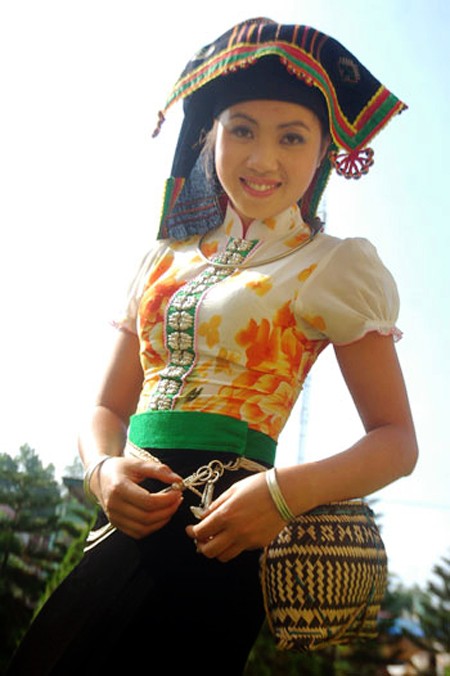 La diversidad cultural y religiosa de la minoría étnica Thai en Vietnam - ảnh 4