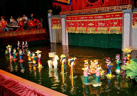 Récord Guinness para el Teatro de guiñol acuático Thang Long de Vietnam - ảnh 2