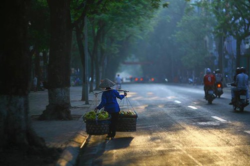 Hanoi en los últimos días del otoño  - ảnh 3