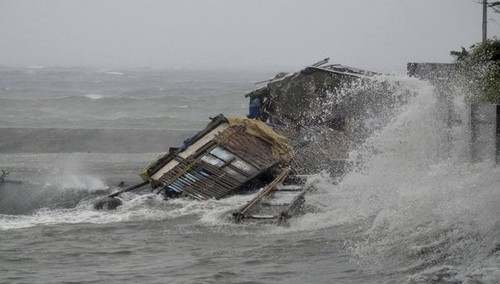 Filipinas se esfuerza en superar secuelas de supertifón Haiyan - ảnh 1