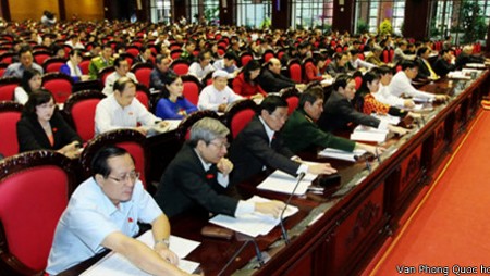 Aprueba Vietnam enmiendas a la constitución de 1992 con 97,5% de votos a favor - ảnh 1