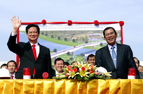 Relaciones entre Vietnam y Camboya siguen cosechando frutos - ảnh 1