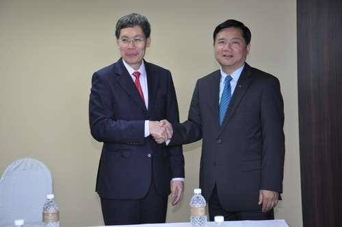 Fortalece Vietnam cooperación en transporte con Singapur y Unión Europea   - ảnh 1