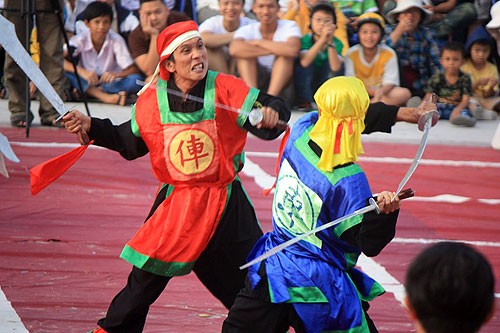 Disfrutar el ajedrez humano en Binh Dinh, cuna de las artes marciales vietnamitas - ảnh 5