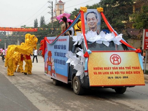 Múltiples actividades por el aniversario 60 de la victoria de Dien Bien Phu - ảnh 1