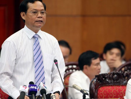 Continúan en el Parlamento vietnamita interpelaciones a miembros del gobierno - ảnh 1