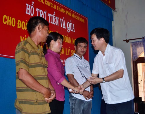 Confederación General del Trabajo de Vietnam apoya a pescadores de provincia de Quang Ngai - ảnh 1