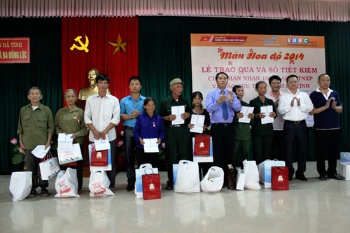 Actividades de gratitud a inválidos de guerra y mártires de Vietnam - ảnh 1