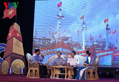 La Voz de Vietnam apoya a pescadores nacionales a aferrarse al mar - ảnh 1