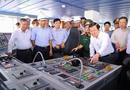Presidente vietnamita exhorta operaciones portuarias en Quang Ninh - ảnh 2