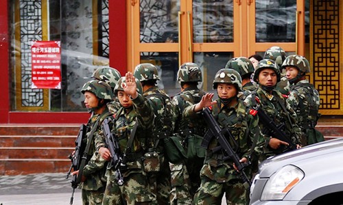 37 habitantes muertos después del atentado terrorista en Xinjiang, China     - ảnh 1