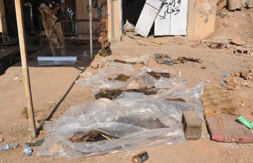 Hallan restos de 35 personas en comuna iraquí ocupada por yihadistas - ảnh 1
