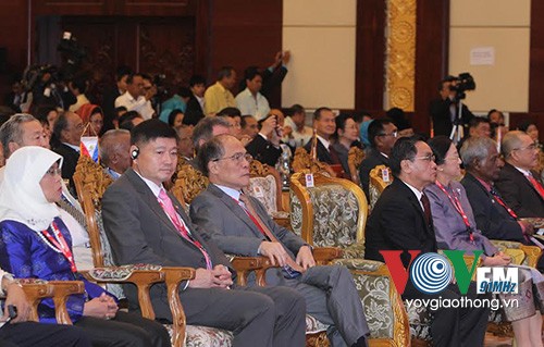 Afirma Asamblea Interparlamentaria de ASEAN su papel en futura Comunidad regional - ảnh 2