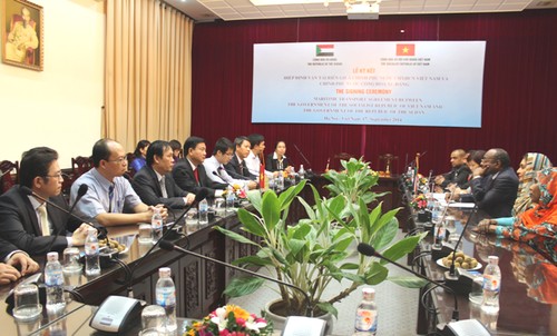 Vietnam y Sudán firman acuerdo en transporte marítimo - ảnh 1