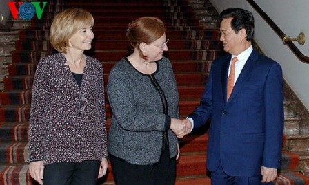 Primer ministro vietnamita en Comisión Europea - ảnh 2