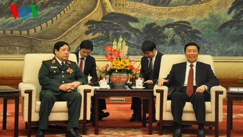 Vietnam y China acuerdan aumentar confianza política mutua y cooperación militar - ảnh 1