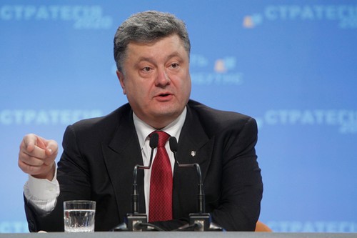 Bloque de Poroshenko aventaja en sondeo electoral previo en Ucrania - ảnh 1
