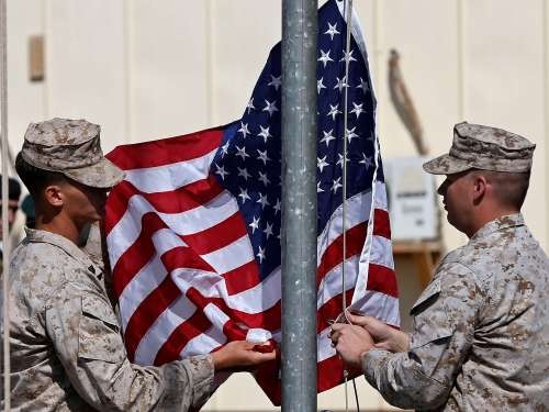 Culminan Estados Unidos y Reino Unido misiones militares en Afganistán - ảnh 1