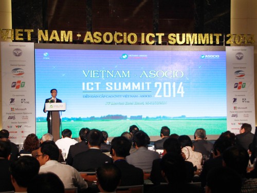 Inauguran Foro de Tecnología Informática Vietnam – ASOCIO 2014 - ảnh 1